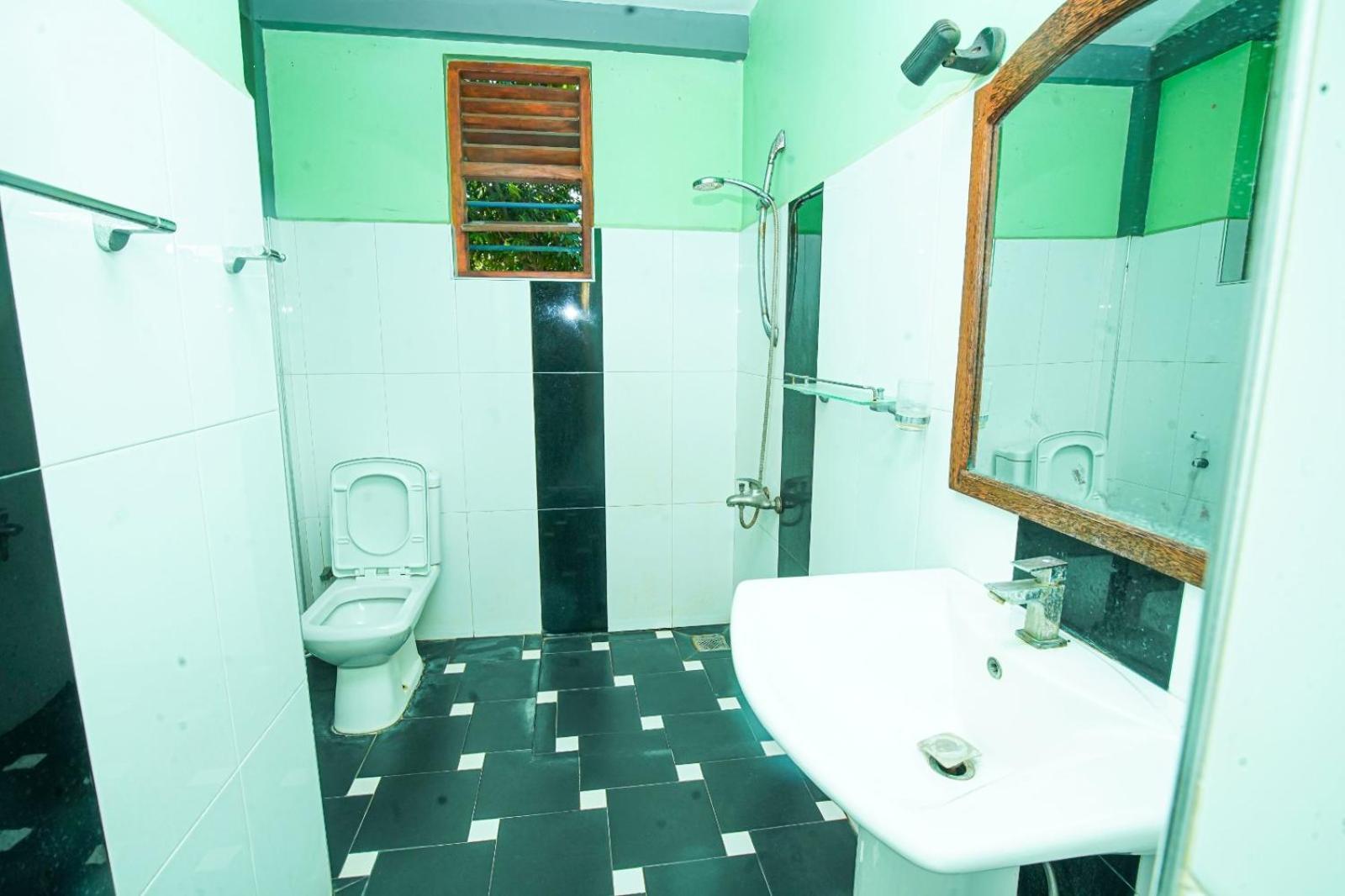 Leopard City Hostel Yala Tissamaharama Exterior photo